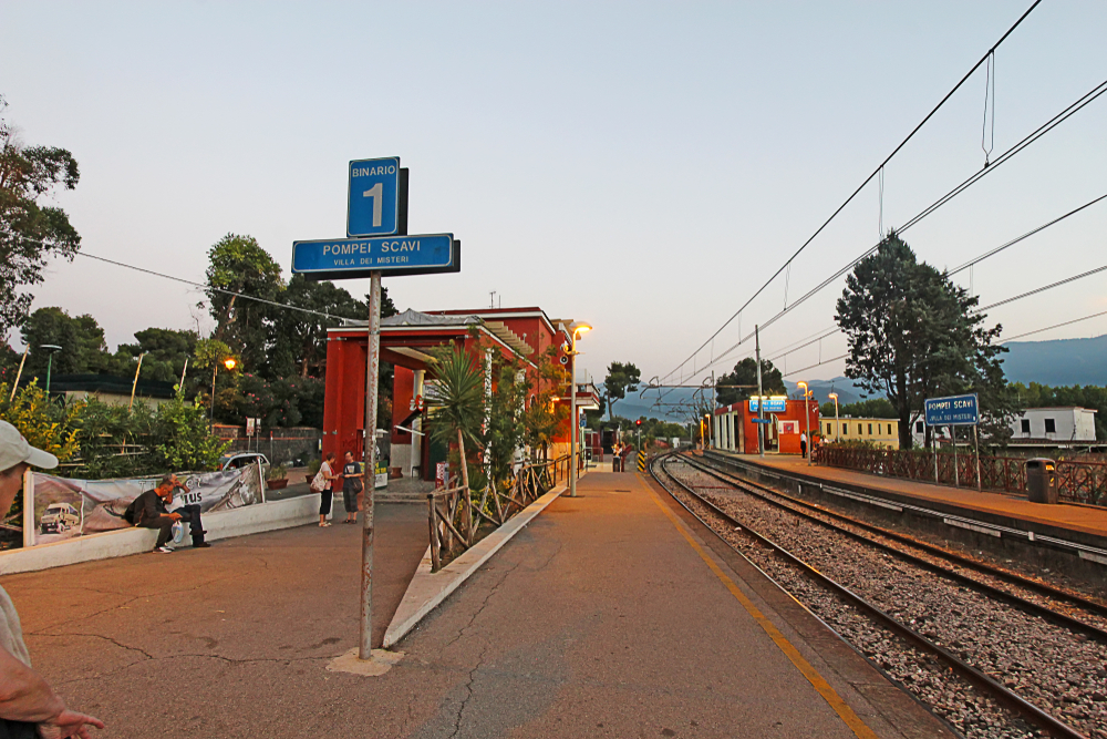 Pompeii Train